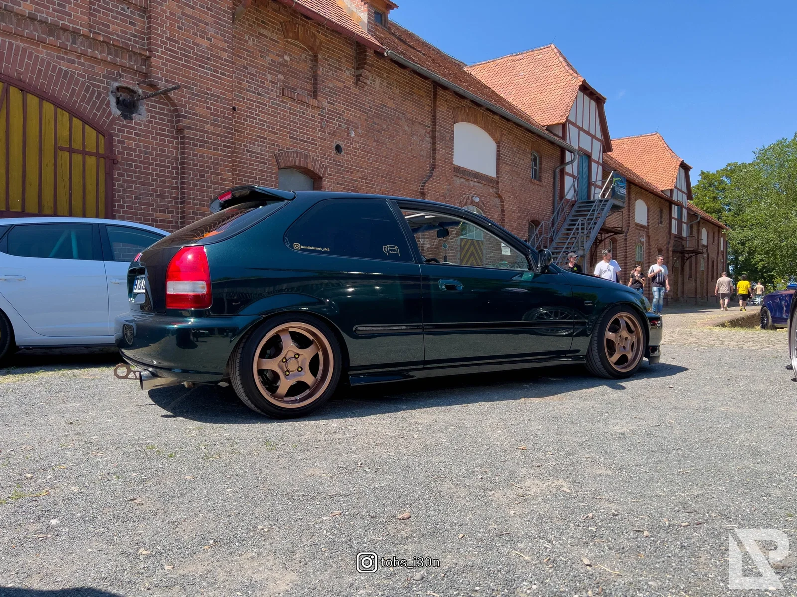 Photo 19